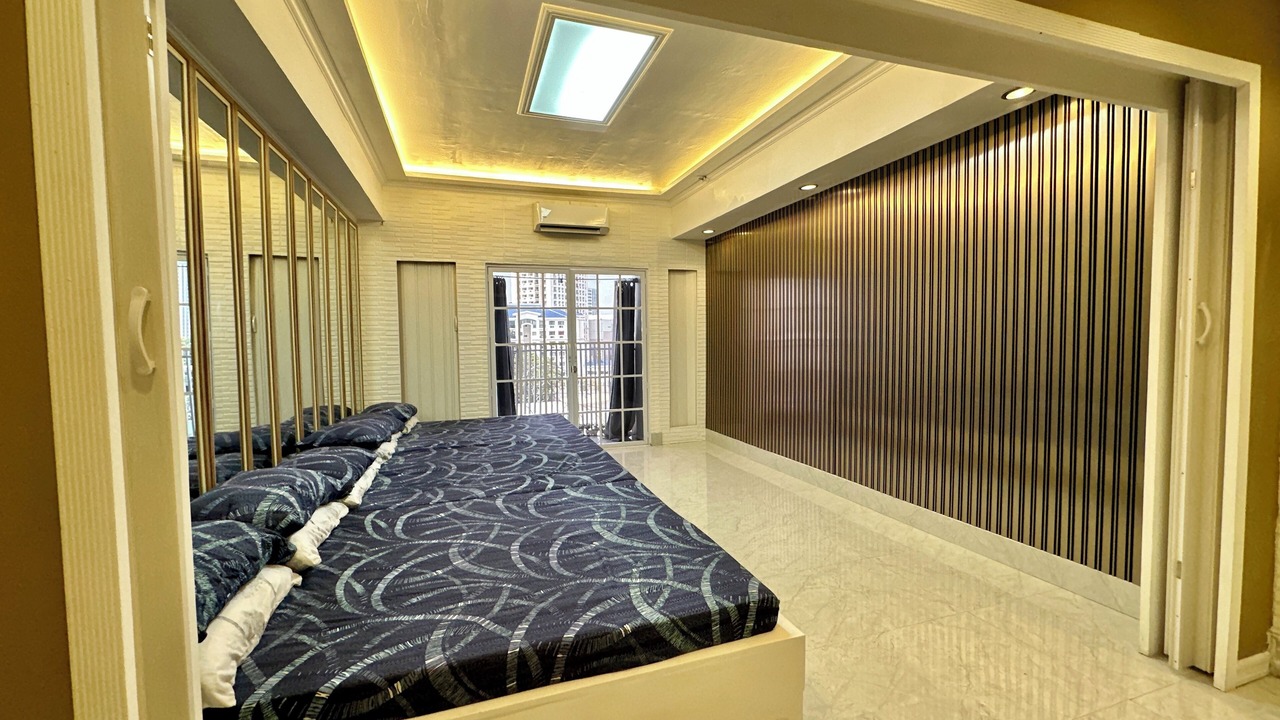 Photo of Bedroom in South Triangle