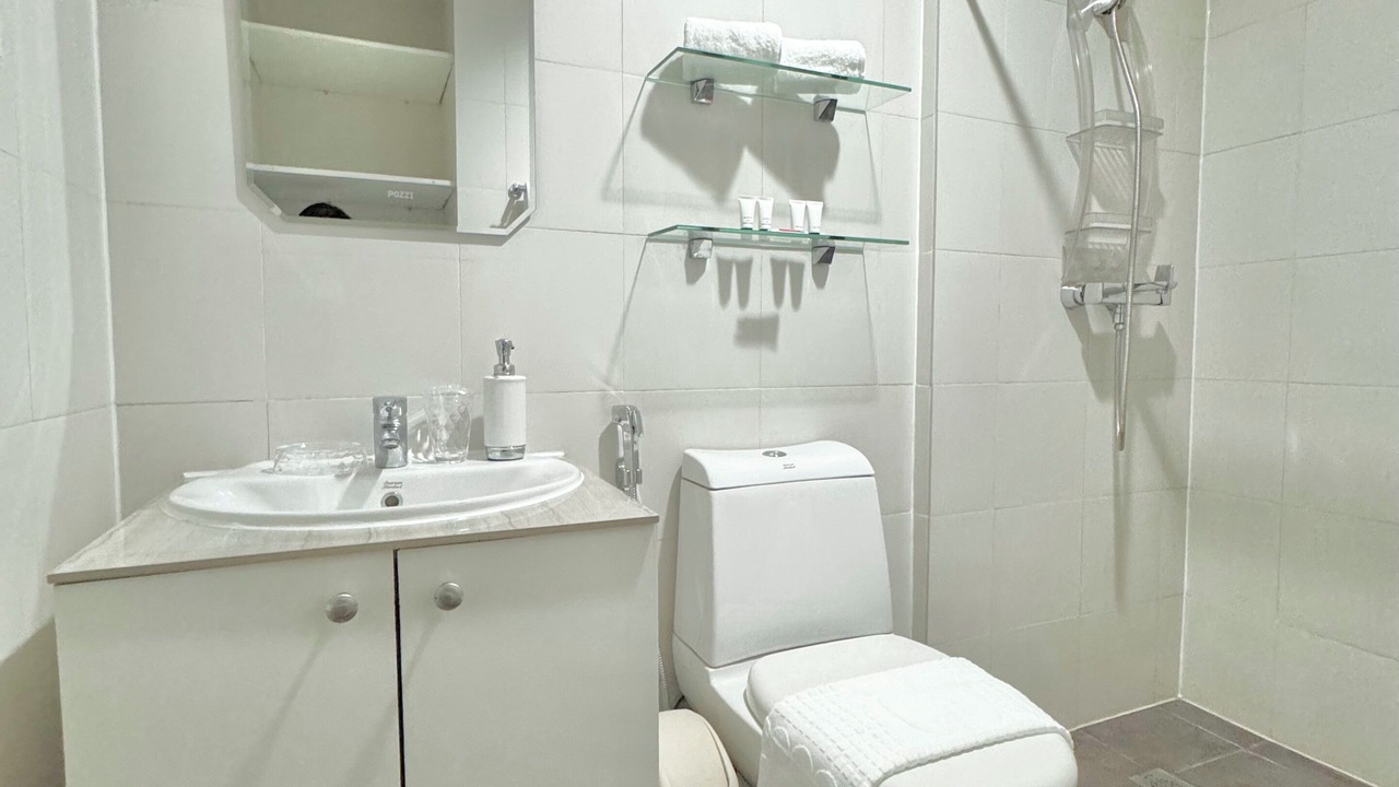 Photo of Bathroom in Legazpi Village
