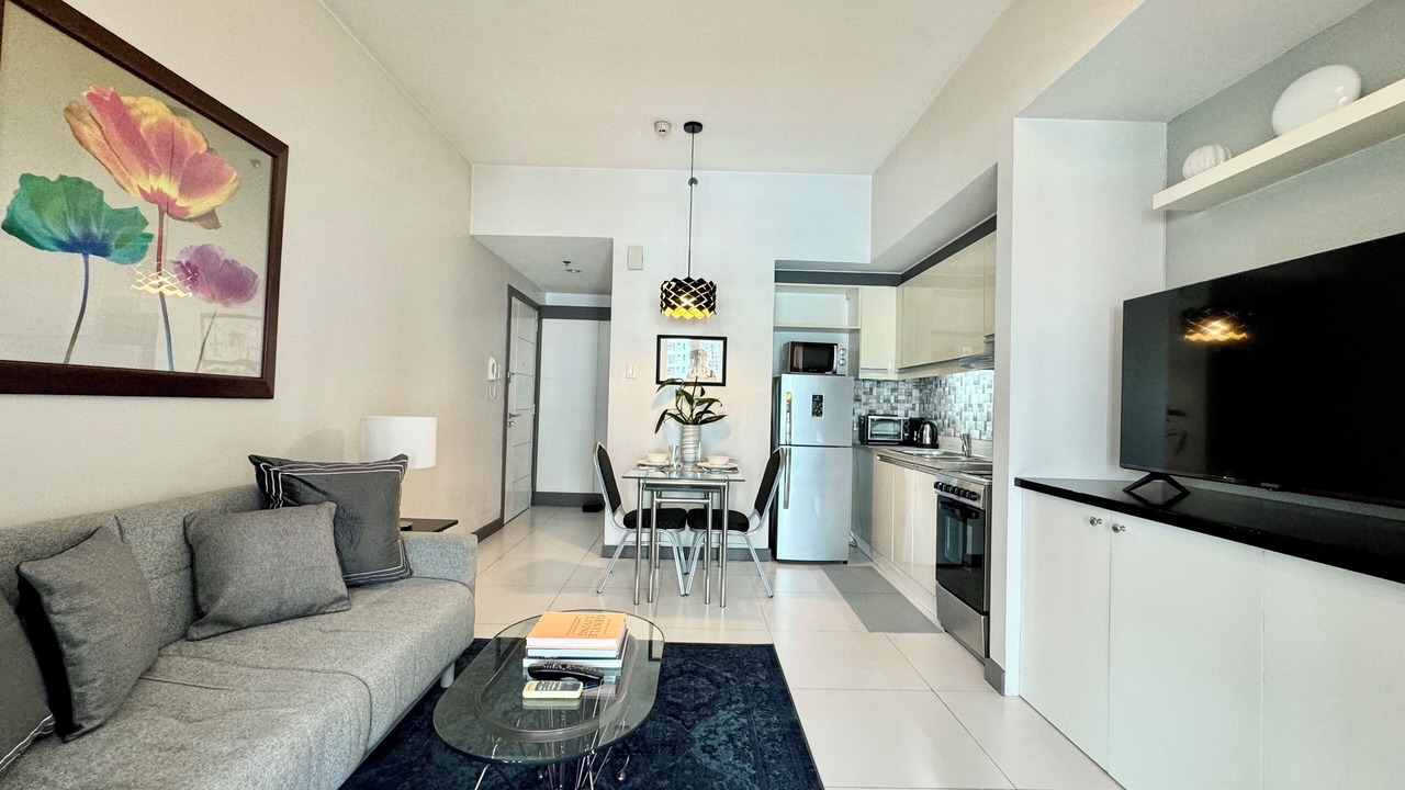 Photo of Livingroom in Legazpi Village