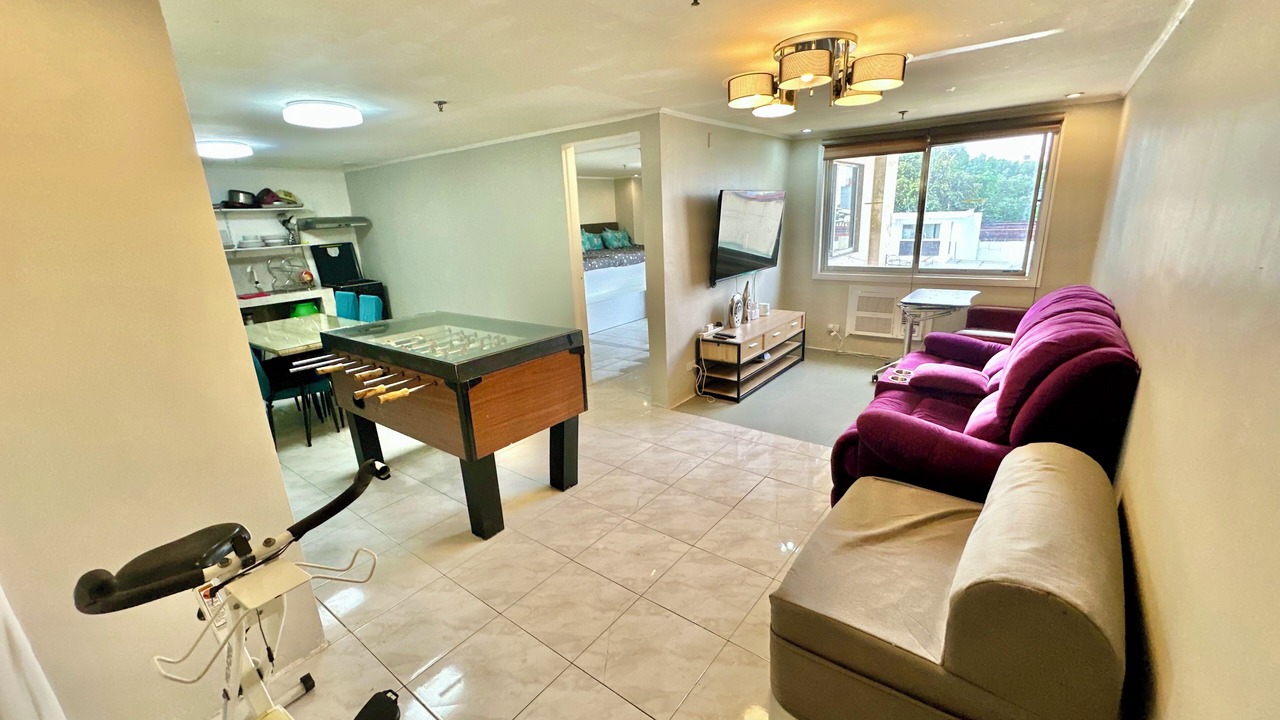 Photo of Livingroom in South Triangle