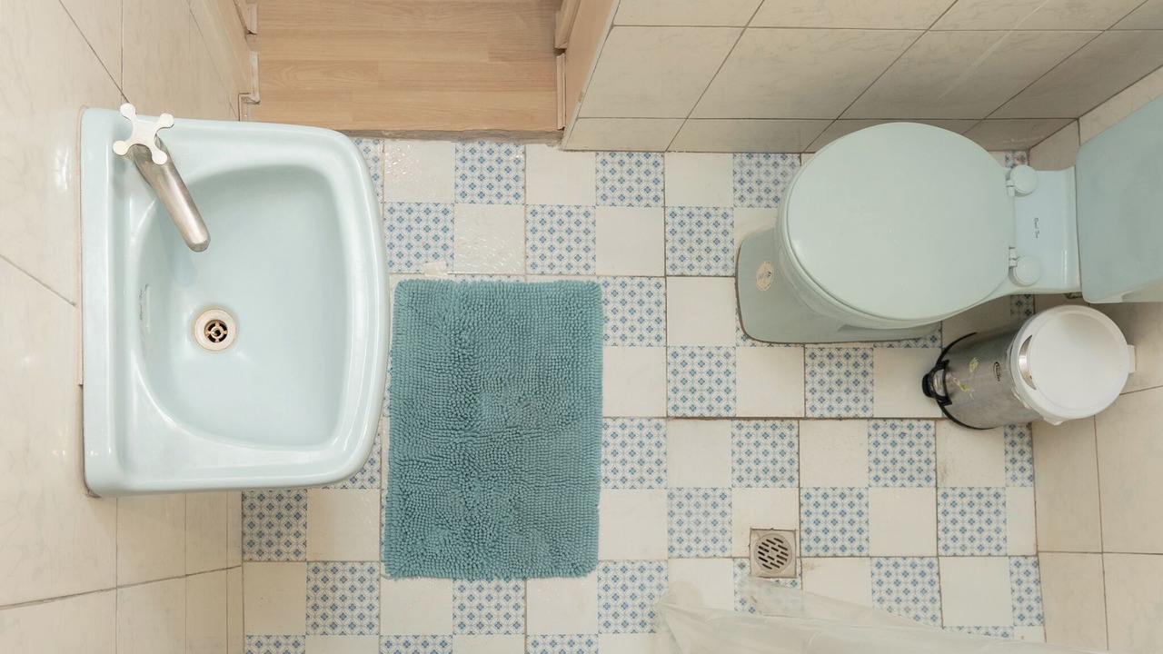 Photo of Bathroom in Enrique B. Magalona