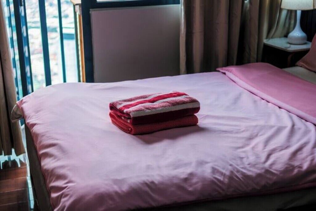Photo of Bedroom in Legazpi Village
