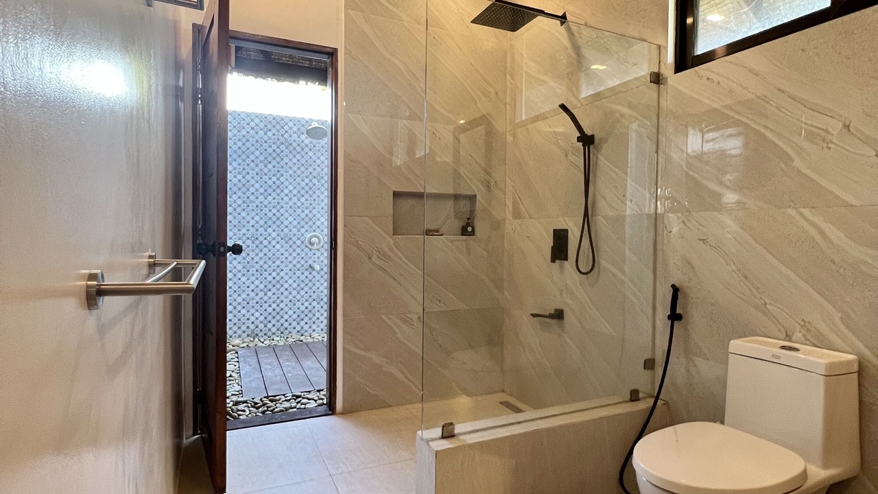 Photo of Bathroom in General Luna