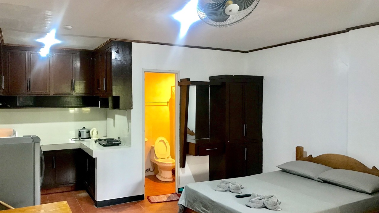 Photo of Bedroom in Puerto Galera