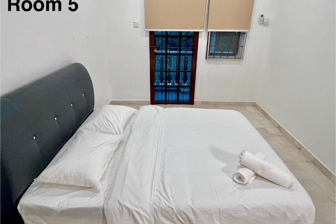 Photo of Bedroom in Batas Baru