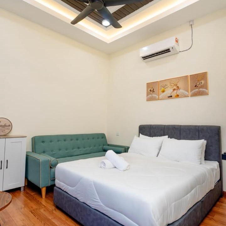 Photo of Bedroom in Manir