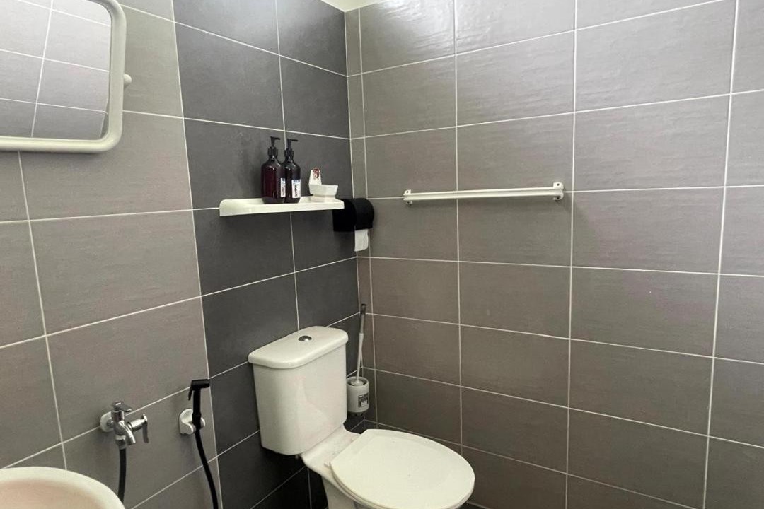 Photo of Bathroom in Kampung Pulau Jawa