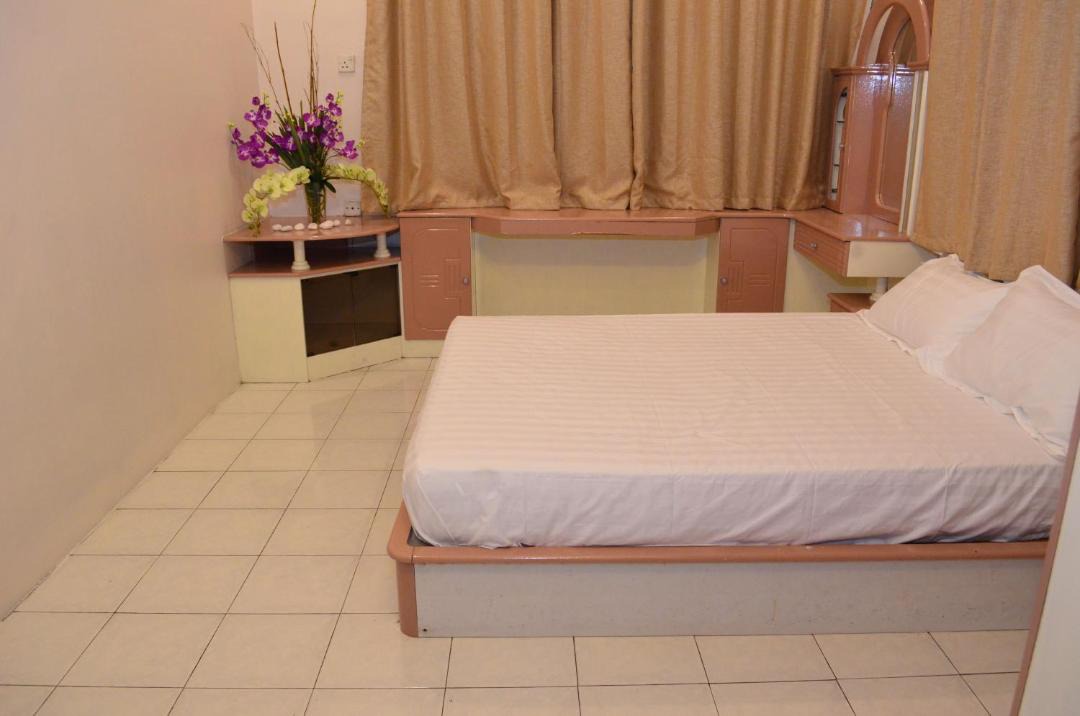 Photo of Bedroom in Batu Enam
