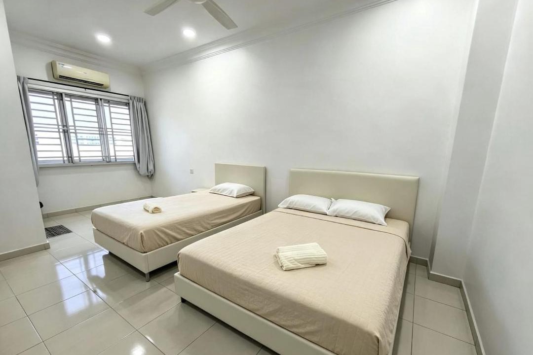 Photo of Bedroom in Batu Pahat