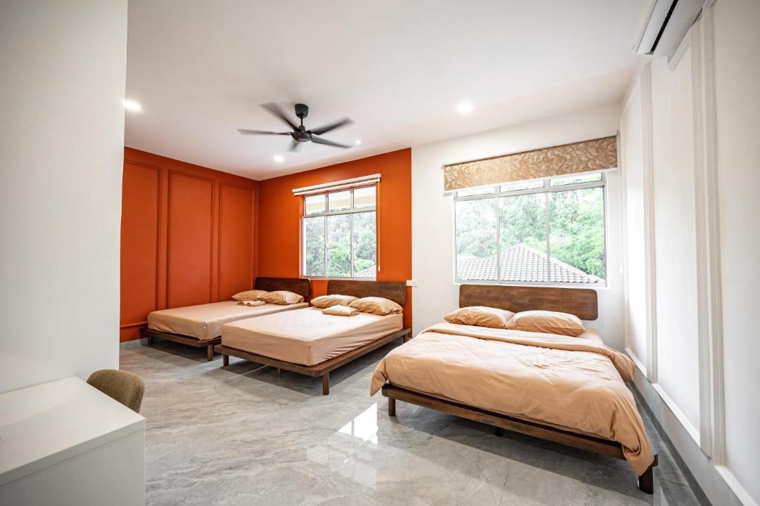 Photo of Bedroom in Pulai