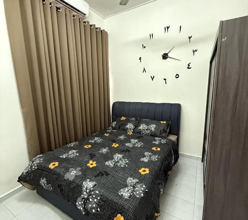 Photo of Bedroom in Kangkar Pulai