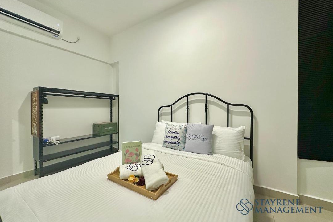 Photo of Bedroom in Central District