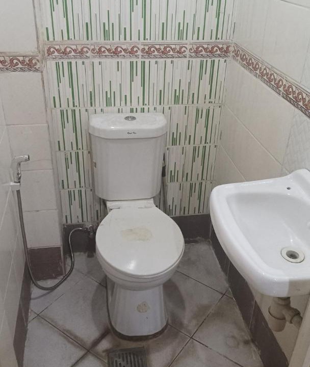 Photo of Bathroom in Poblacion District