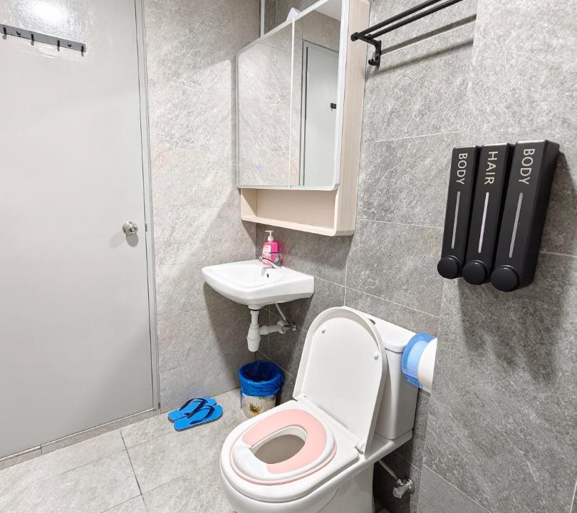 Photo of Bathroom in Kampung Bukit Dukong