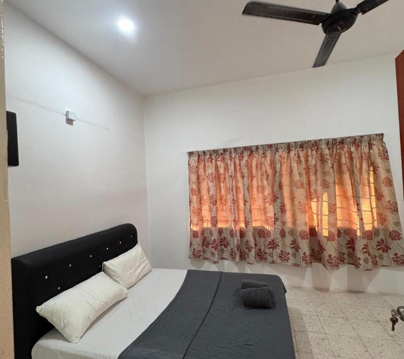 Photo of Bedroom in Taman Pantai Dickson