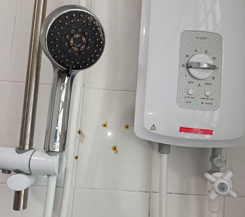 Photo of Bathroom in Bukit Beruntung