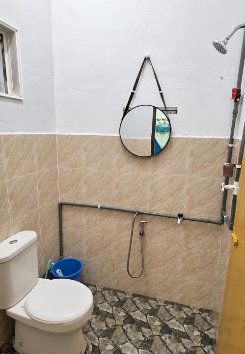 Photo of Bathroom in Kampung Banggol Batu