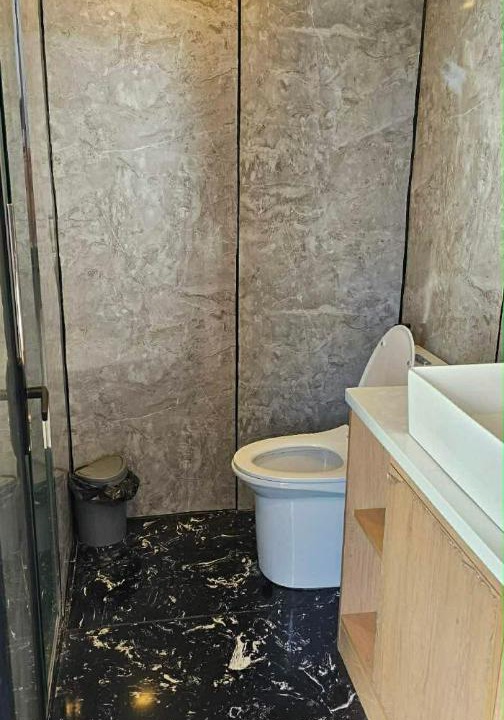 Photo of Bathroom in San Fernando