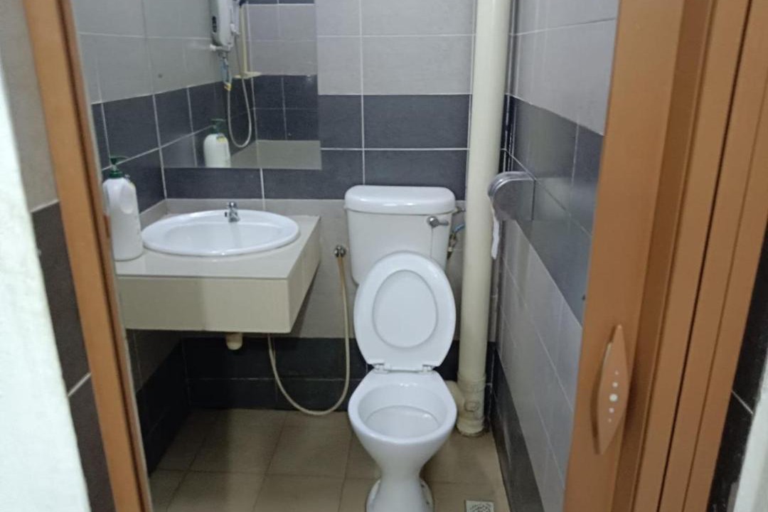 Photo of Bathroom in Batu Ferringhi