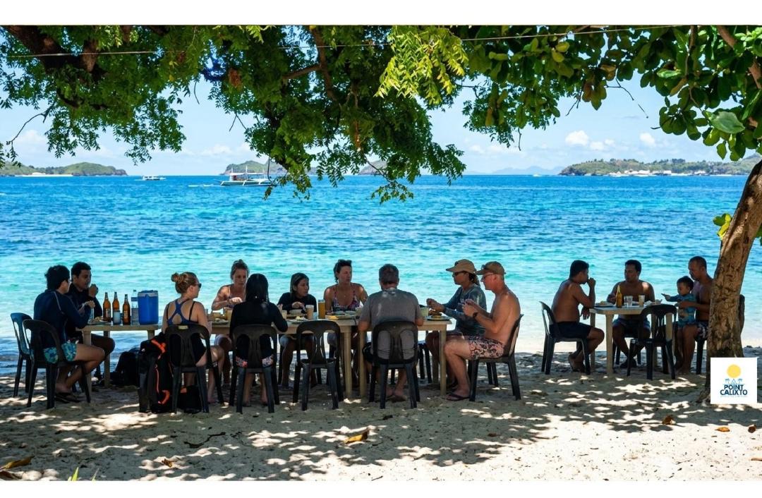 Photo of Others in Manoc-Manoc