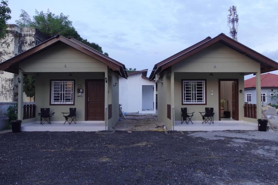 Photo of Buildings in Kampung Sura
