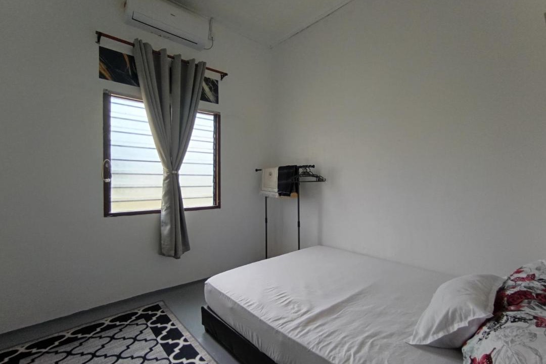 Photo of Bedroom in Kampung Jambu Bongkok