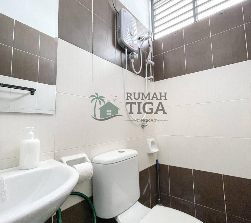Photo of Bathroom in Kampung Kempadang