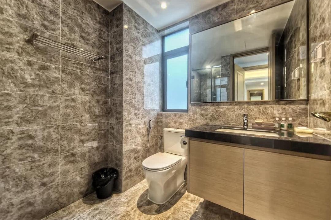 Photo of Bathroom in Central District
