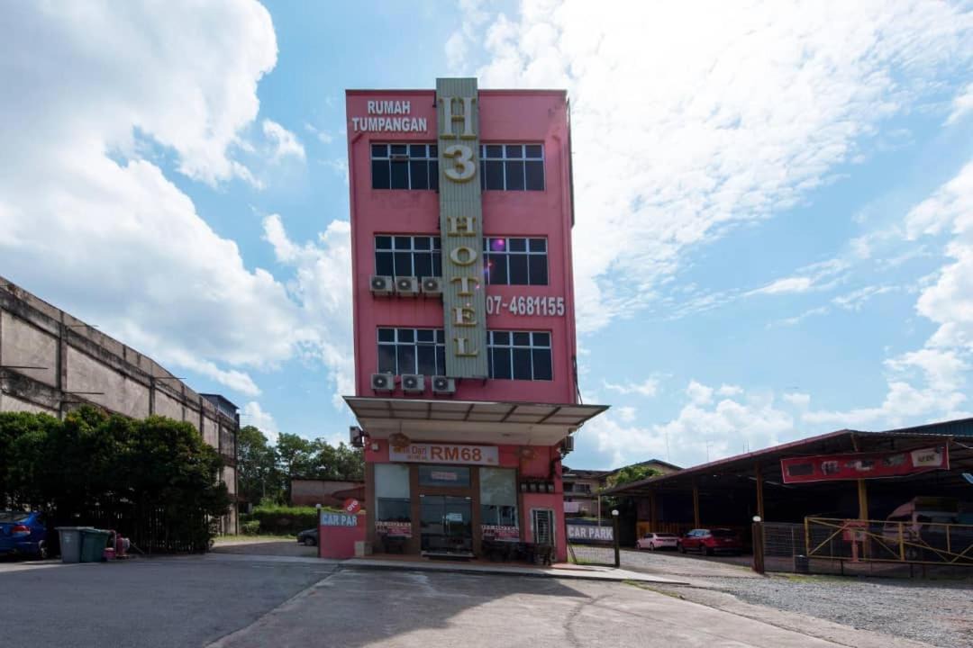 Photo of Buildings in Yong Peng