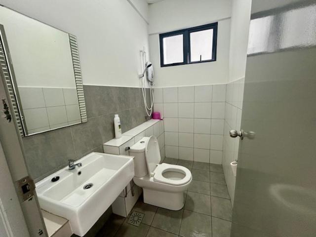 Photo of Bathroom in Sandakan
