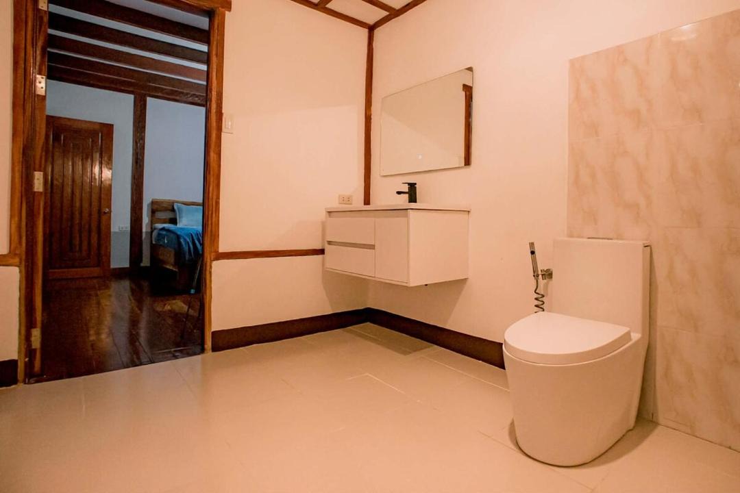 Photo of Bathroom in Yumbing