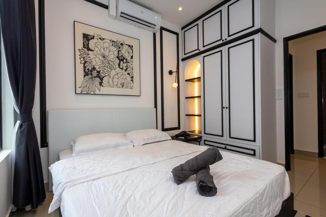Photo of Bedroom in Taman Mount Austin