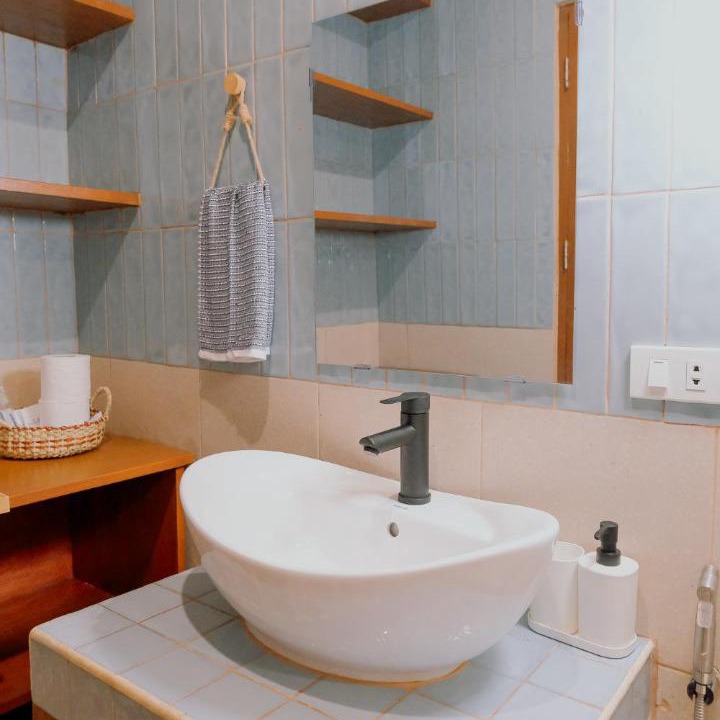 Photo of Bathroom in Catangnan