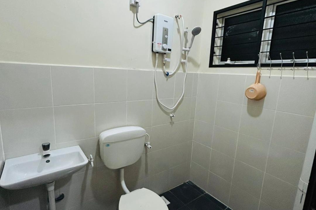 Photo of Bathroom in Durian Sebatang