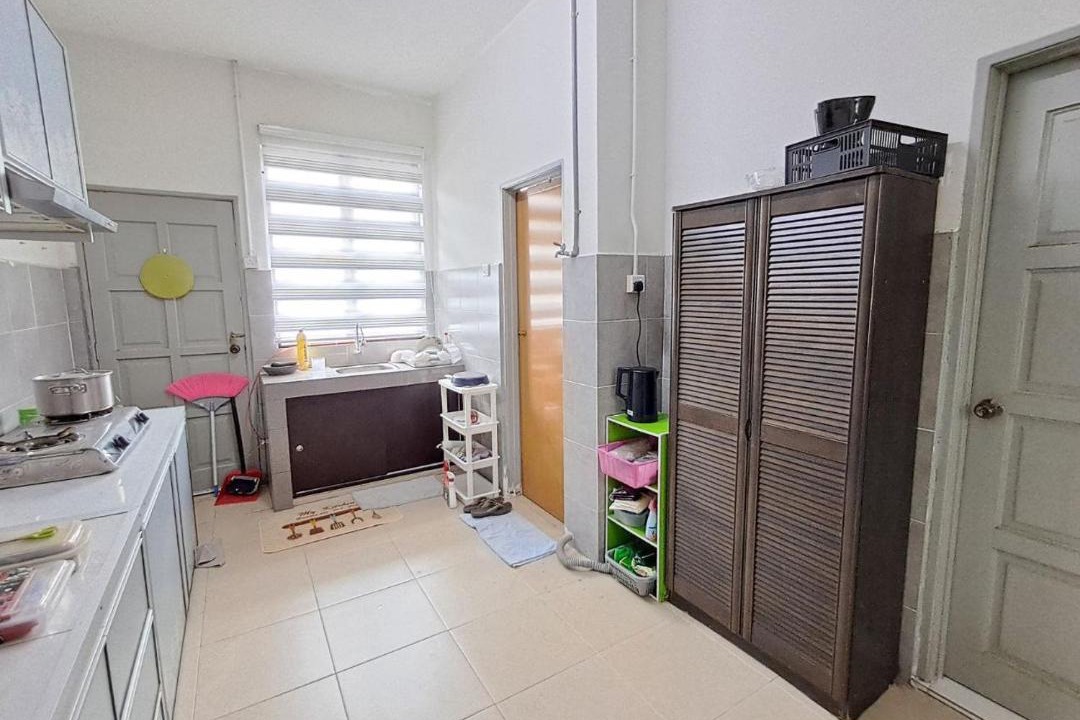 Photo of Kitchen in Manjung