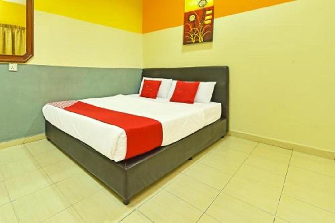 Photo of Bedroom in Batu Ferringhi