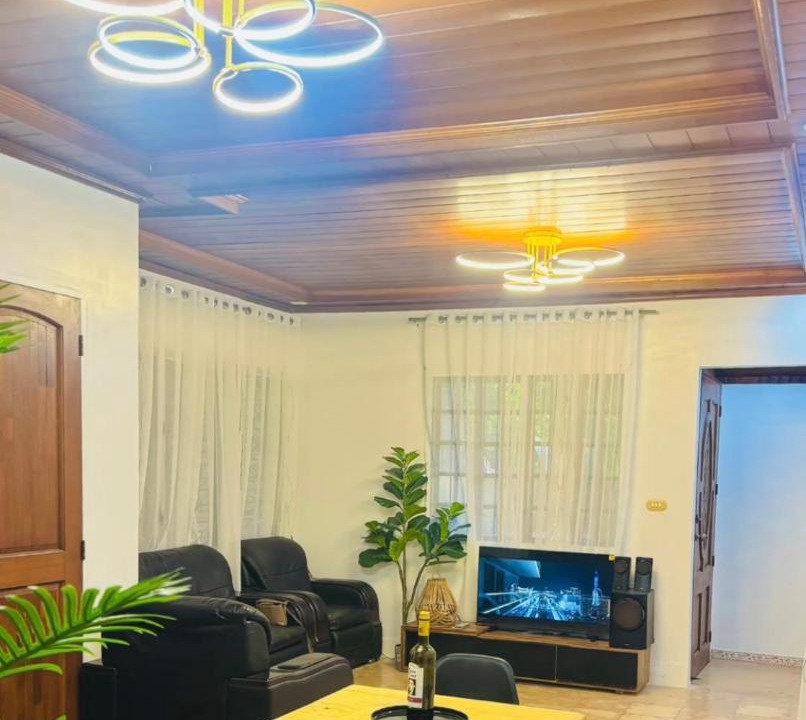 Photo of Livingroom in Mabolo