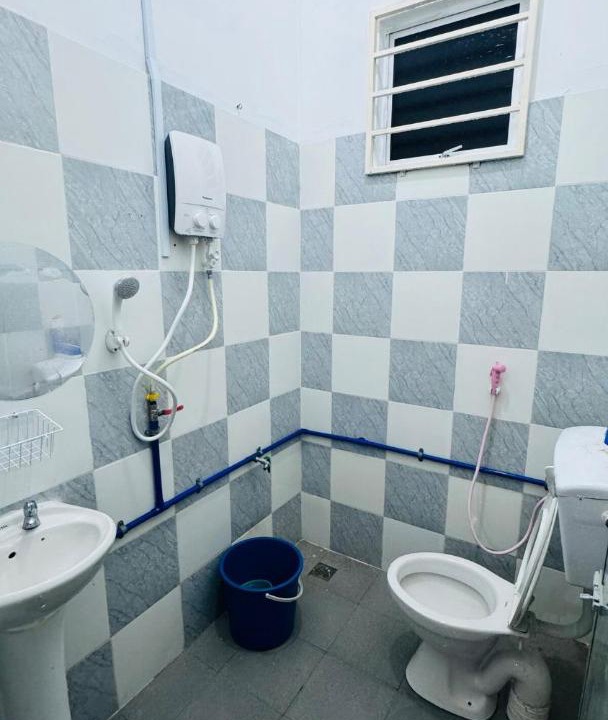 Photo of Bathroom in Kampung Tambalugu