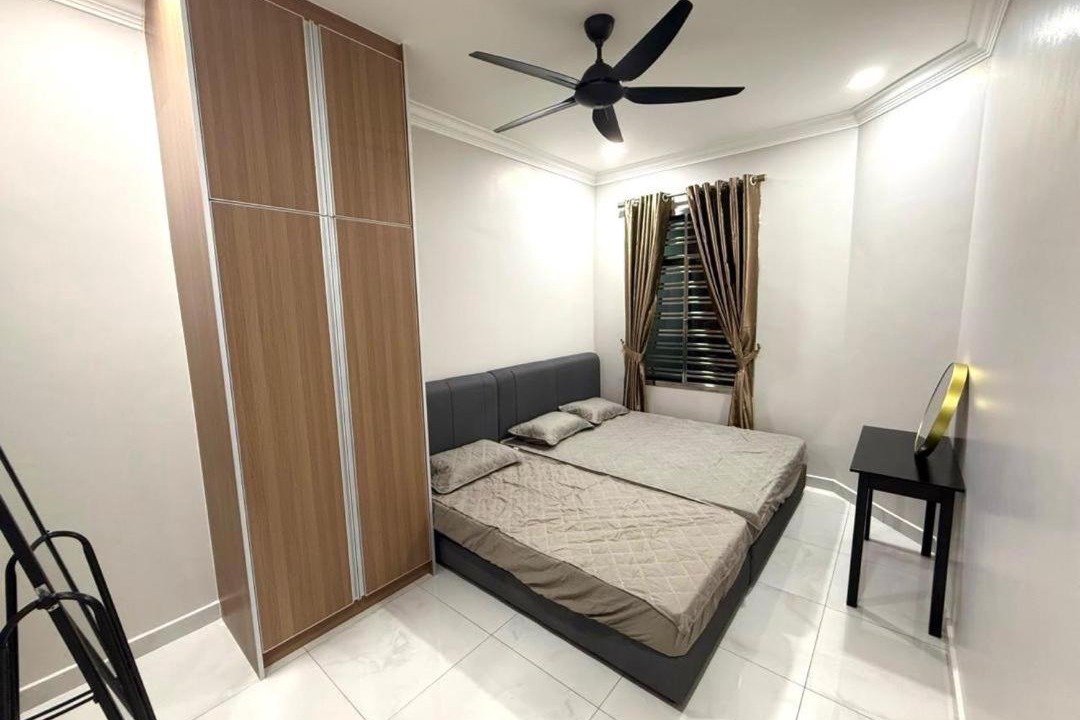 Photo of Bedroom in Taman Universiti