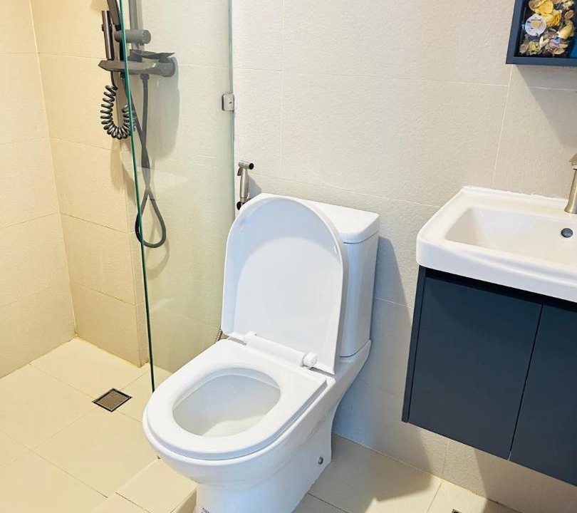 Photo of Bathroom in San Fernando