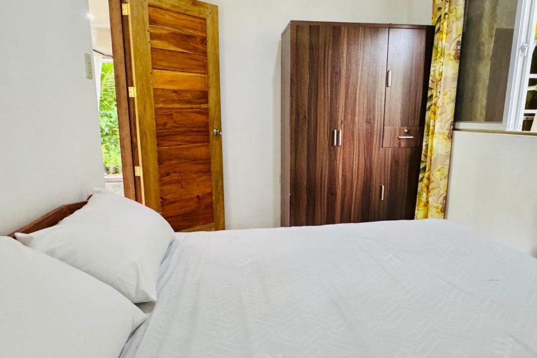 Photo of Bedroom in Catangnan