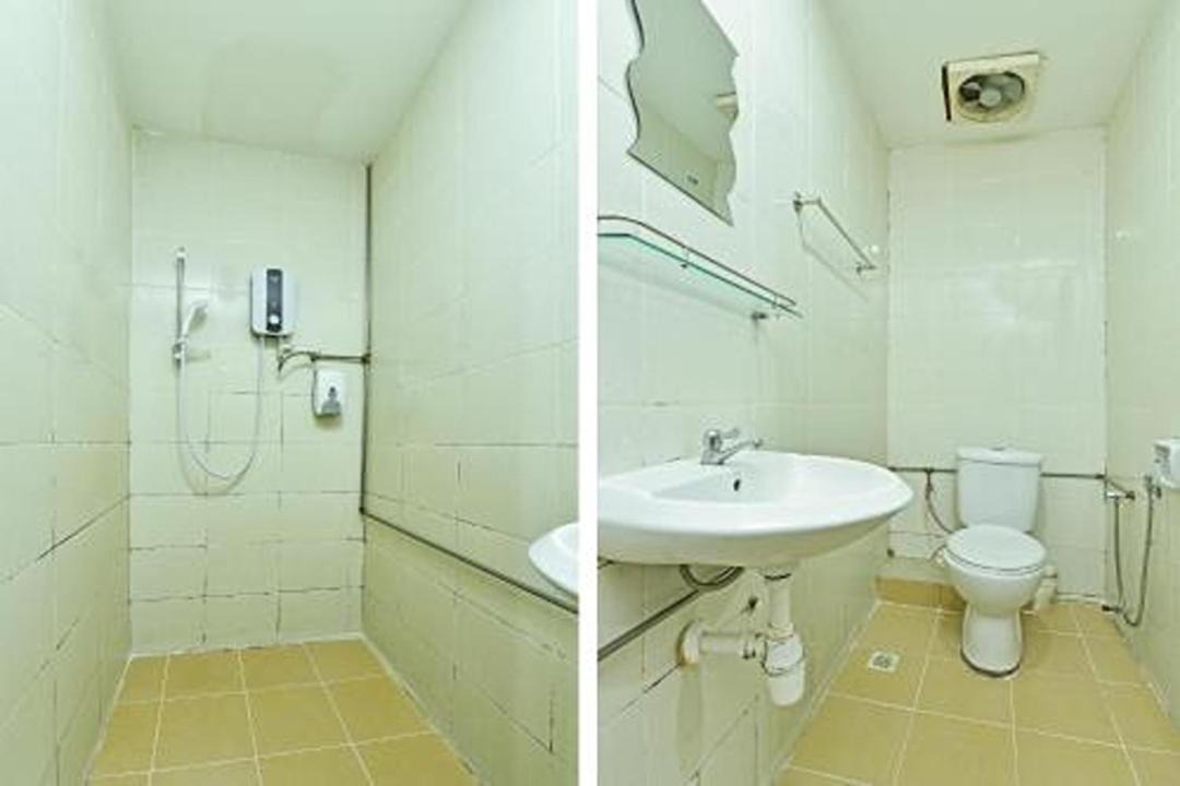 Photo of Bathroom in Batu Ferringhi