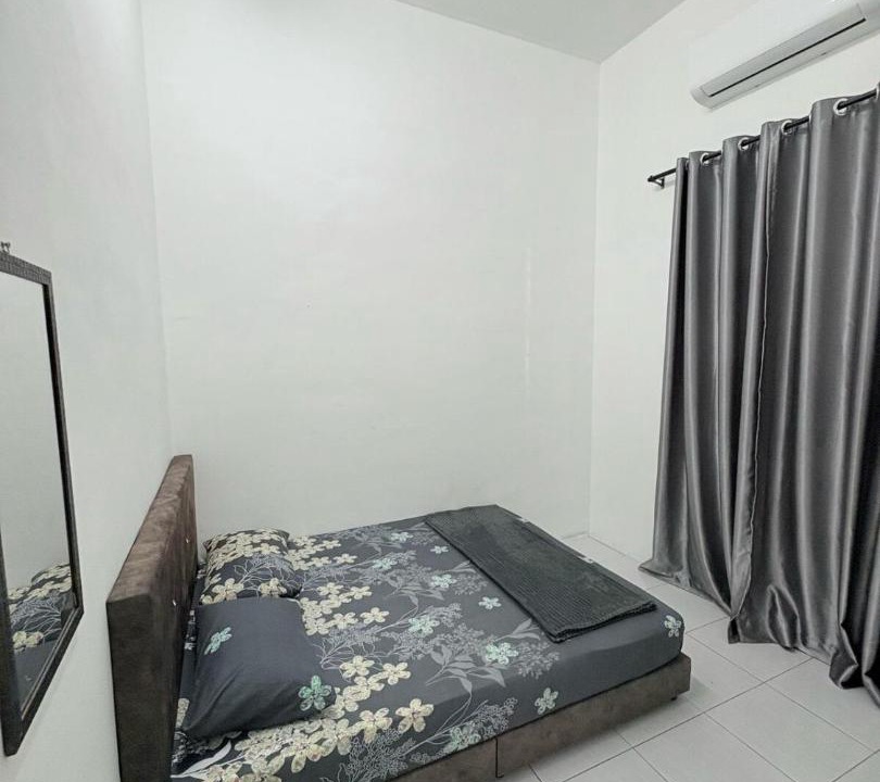 Photo of Bedroom in Padang Saujana