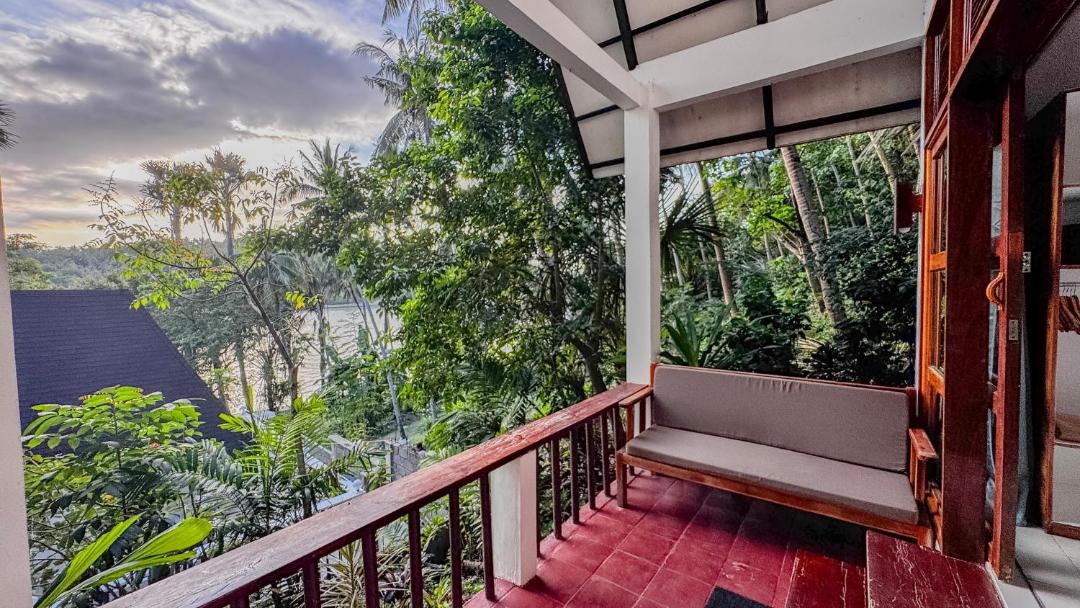 Photo of Patio Balcony in Puerto Galera