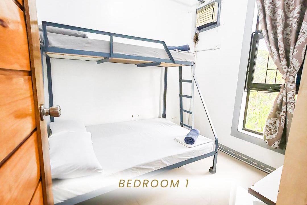 Photo of Bedroom in Tanza