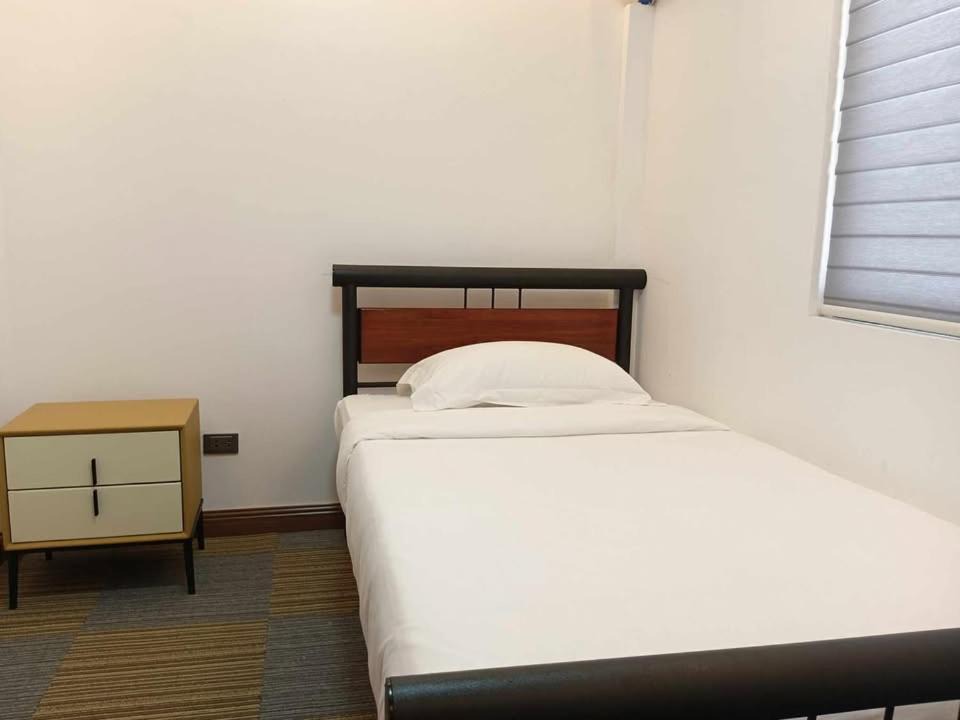 Photo of Bedroom in Clark Freeport