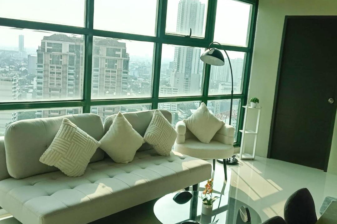 Photo of Livingroom in South Triangle