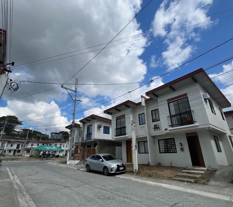 Photo of Buildings in Tayabas City