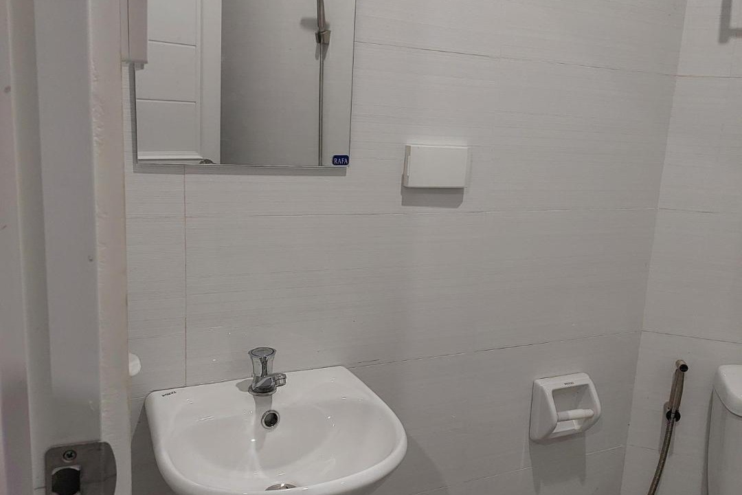 Photo of Bathroom in Kumintang Ibaba