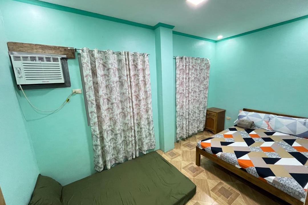 Photo of Bedroom in Looc